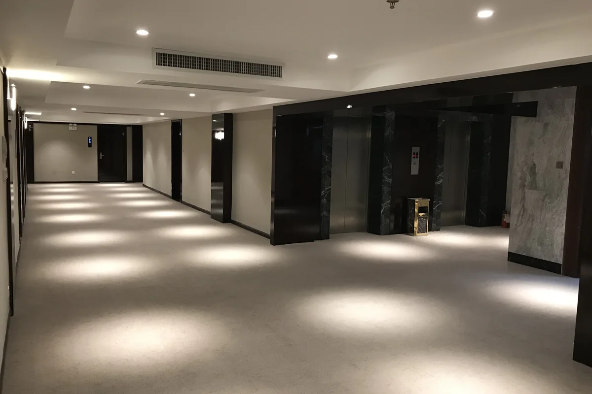 西樵金泉酒店 · 电梯厅与通道